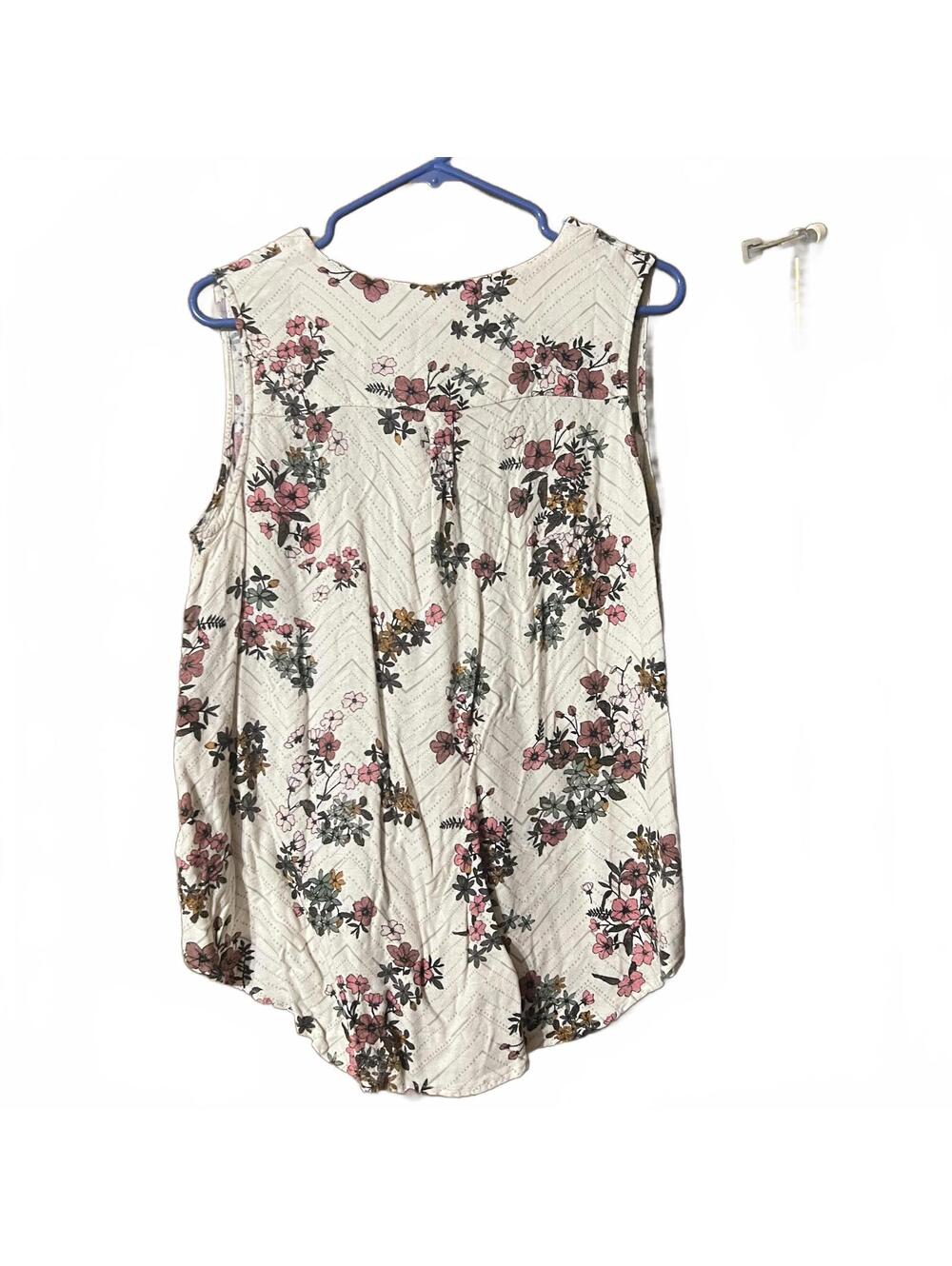 Maurices Floral Sleeveless Button-Up Blouse - Large - Picture 3 of 3